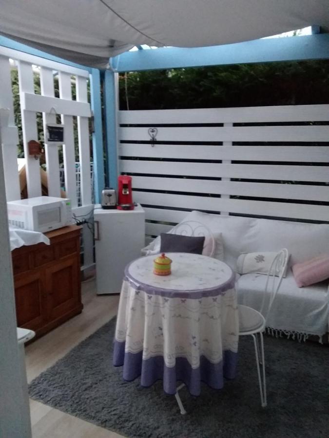Chambre Chez L'Habitant Et Tiny House 카브레톤 외부 사진