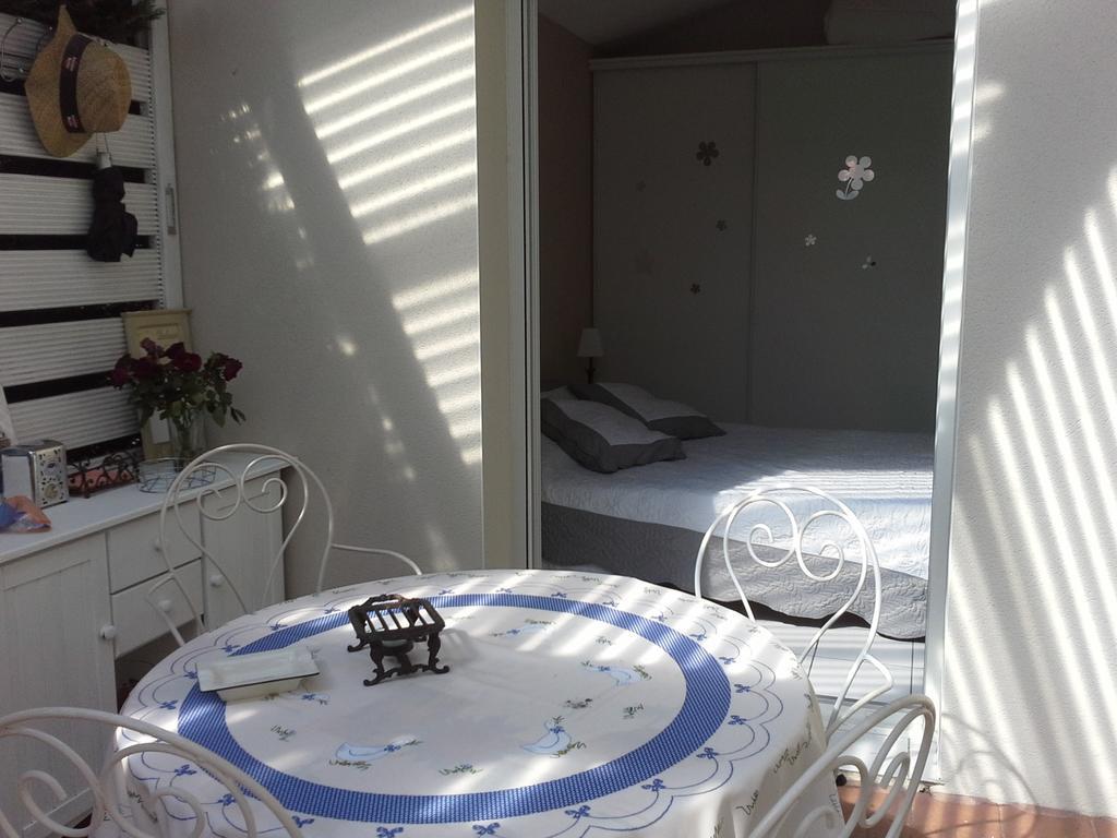 Chambre Chez L'Habitant Et Tiny House 카브레톤 외부 사진